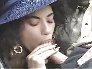 Cô gái đo áo tắm trong phòng thay đồ trước mặt camera ẩn tai phim sex nhat ban moi nhat